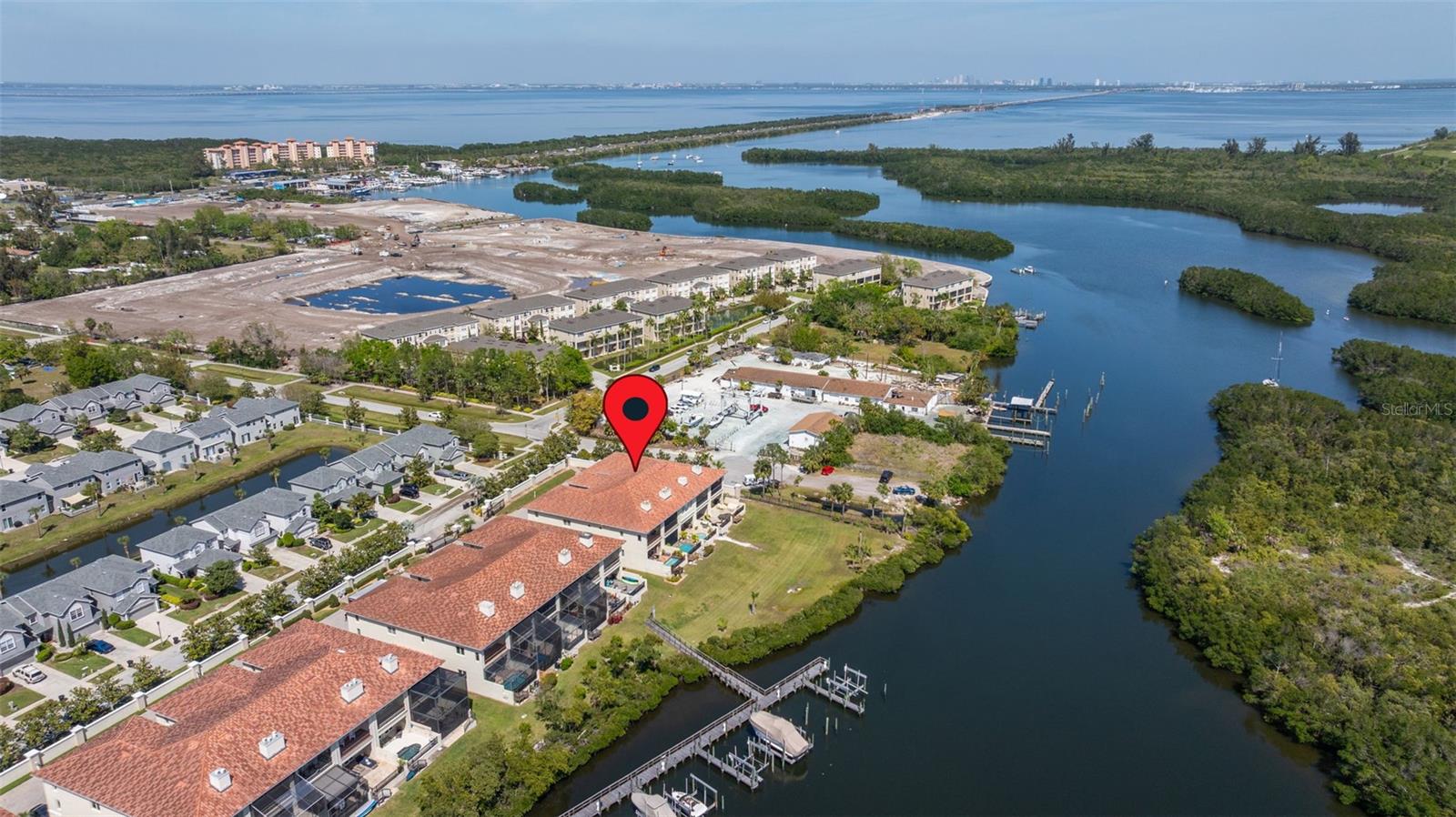 1076 PASEO DEL RIO NE