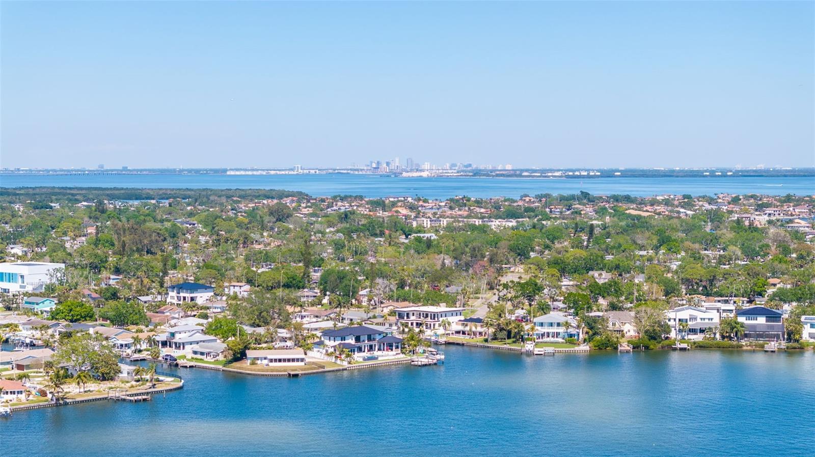 1508 EDEN ISLE BLVD NE