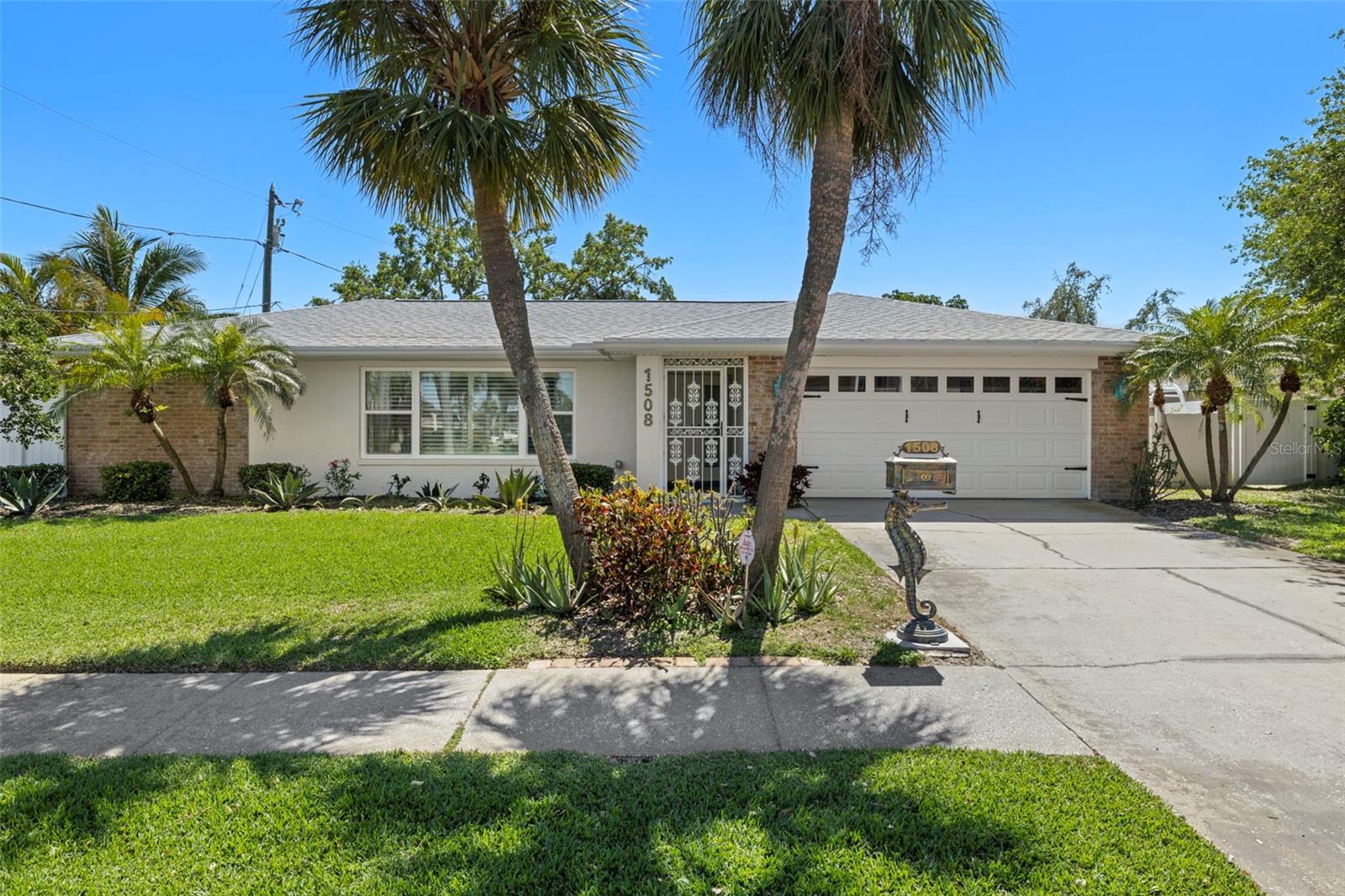 1508 EDEN ISLE BLVD NE