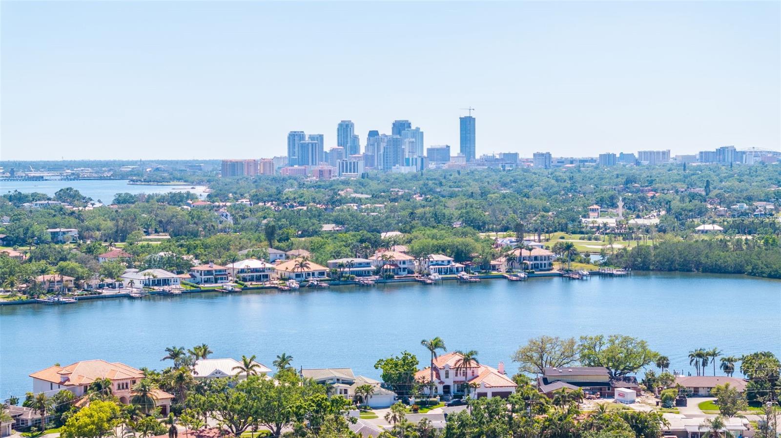 1508 EDEN ISLE BLVD NE