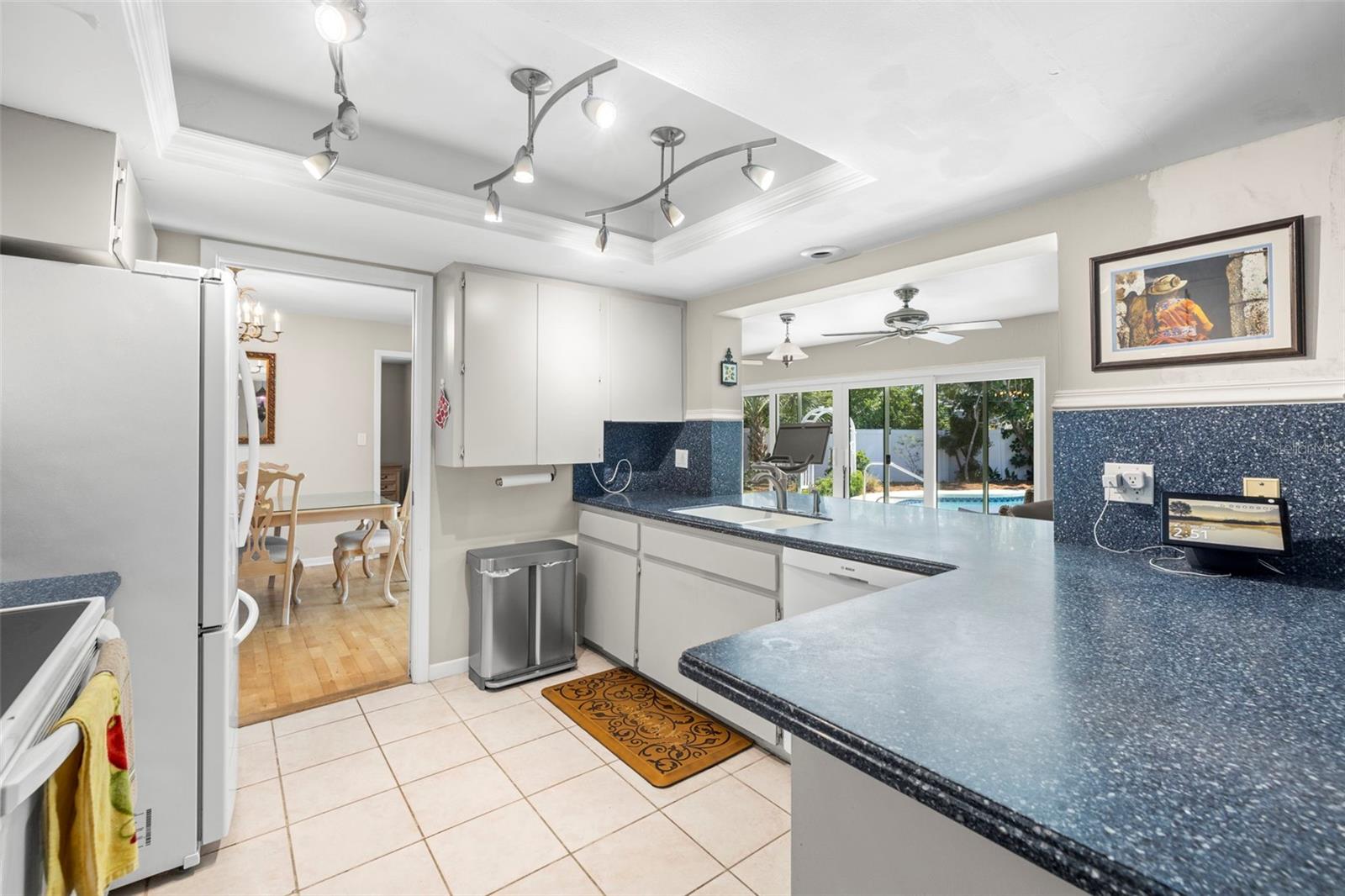 1508 EDEN ISLE BLVD NE