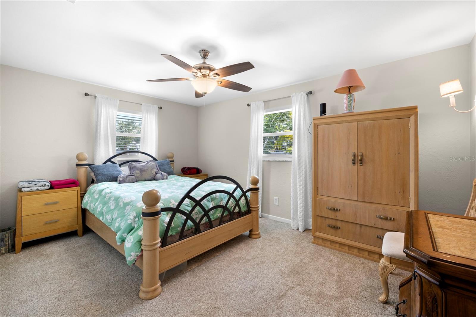 1508 EDEN ISLE BLVD NE