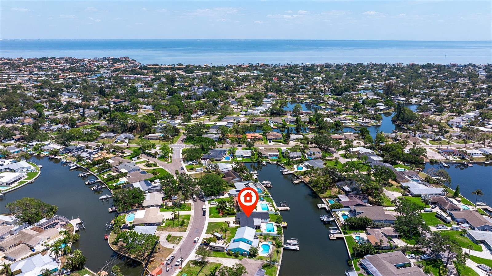 5164 VENETIAN BLVD NE