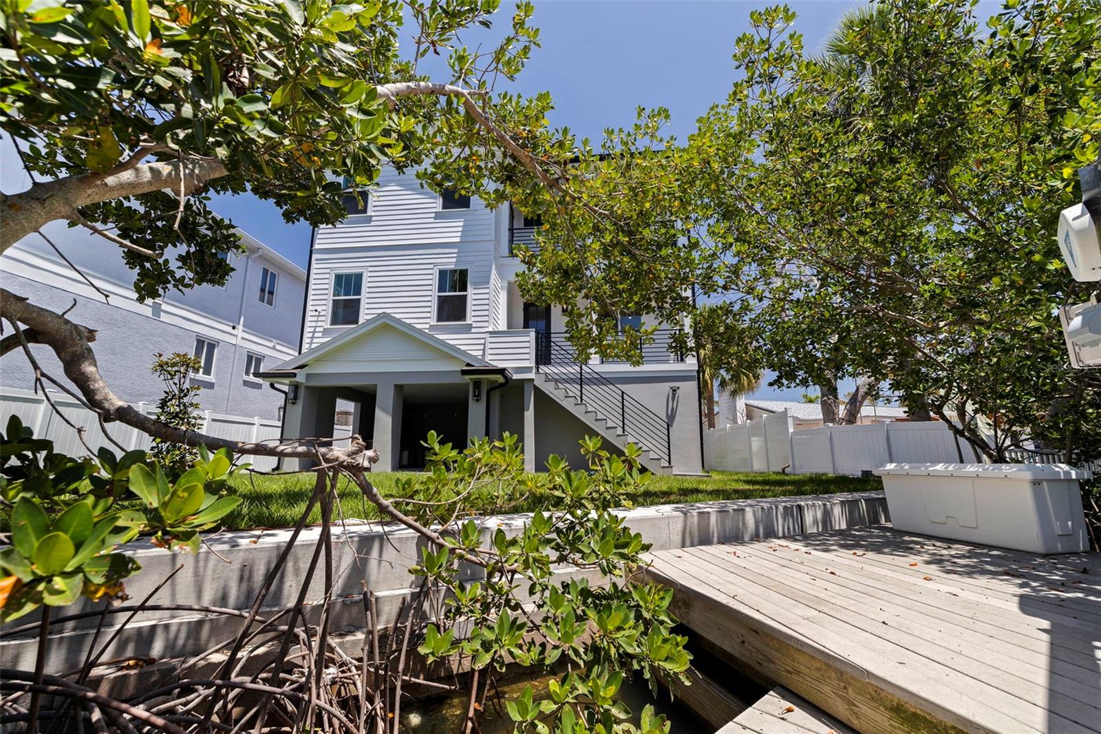 1811 BAYOU GRANDE BLVD NE