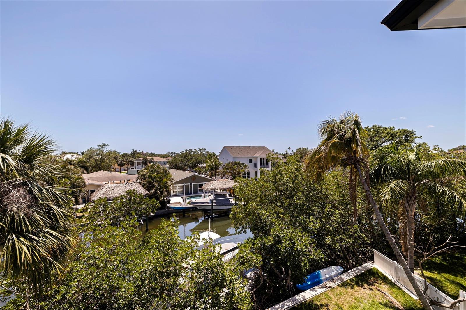 1811 BAYOU GRANDE BLVD NE