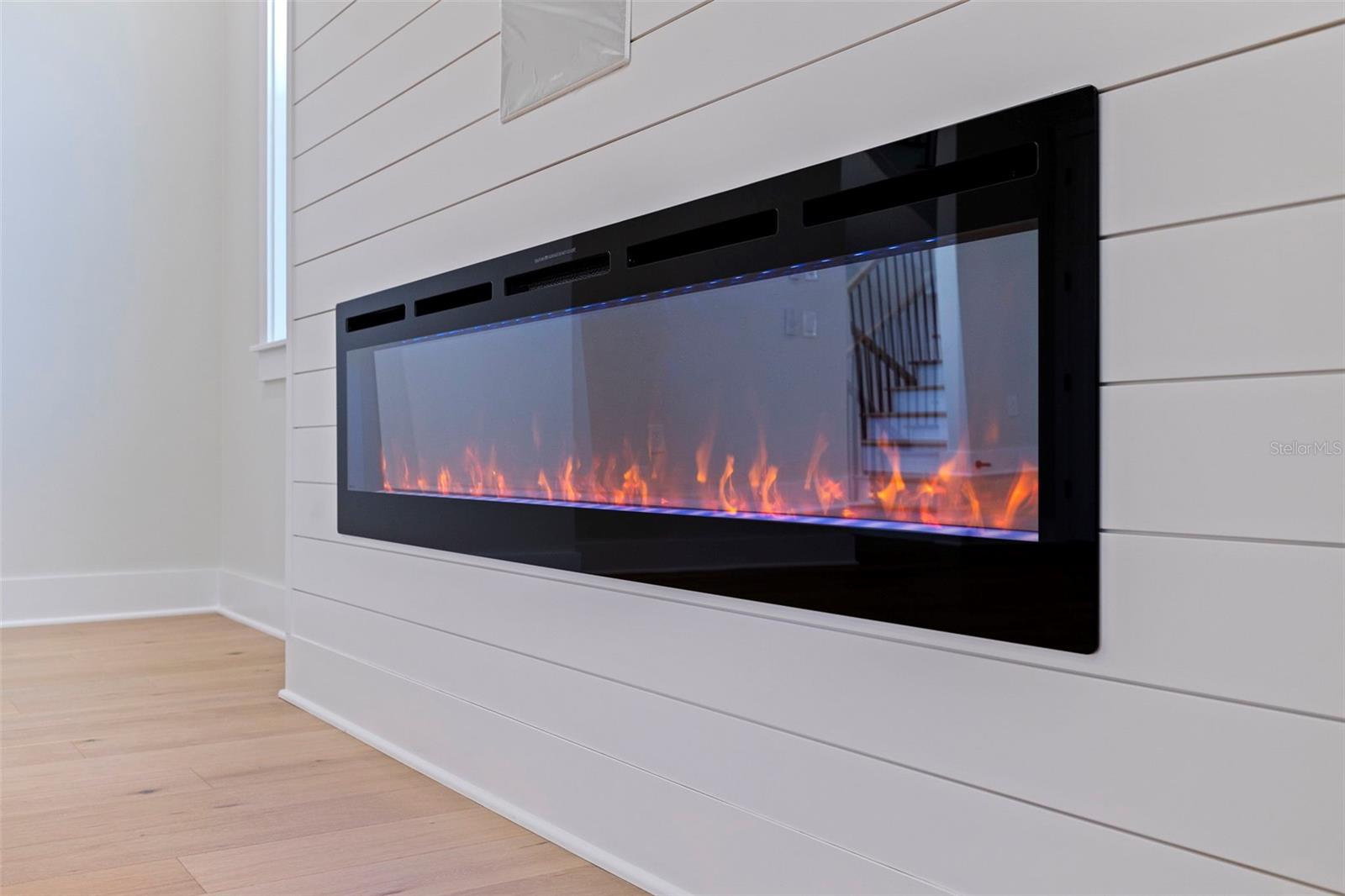 1811 BAYOU GRANDE BLVD NE