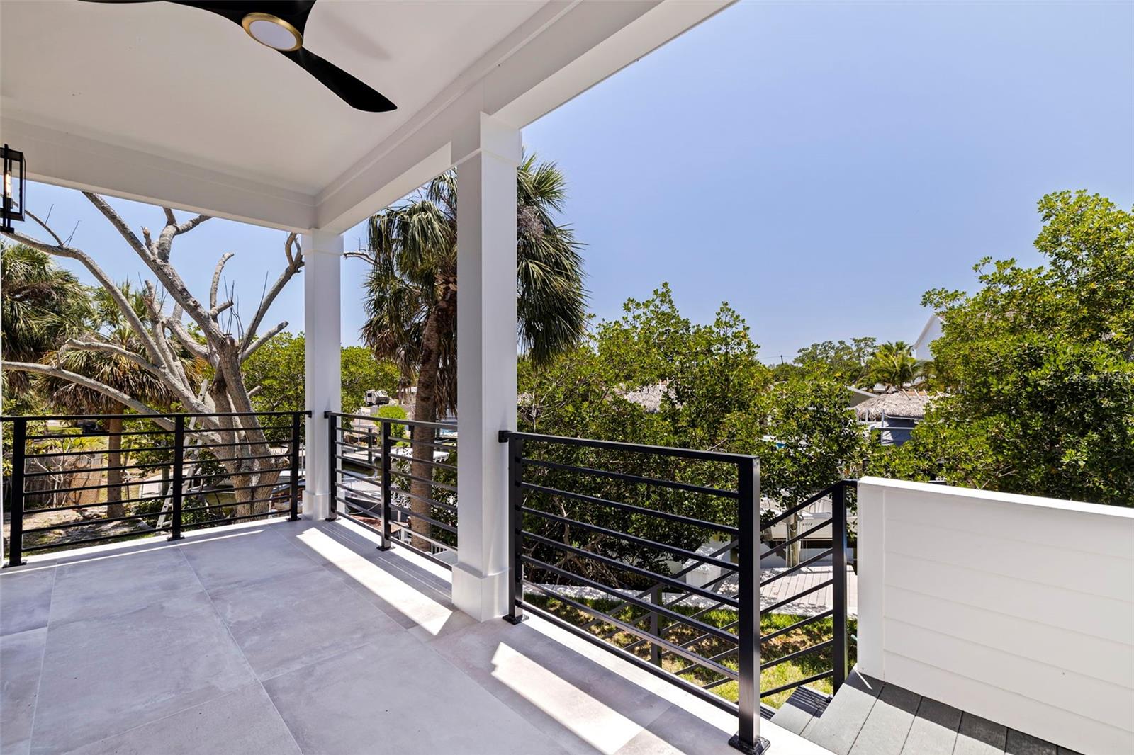 1811 BAYOU GRANDE BLVD NE