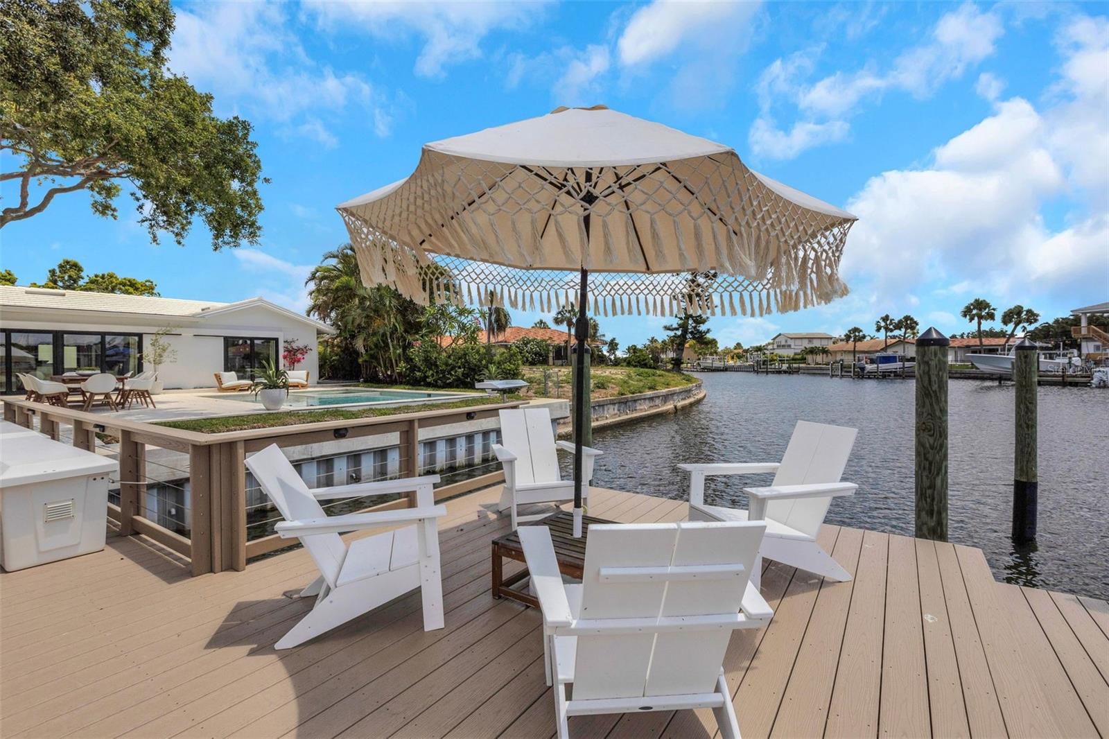 2084 MASSACHUSETTS AVE NE