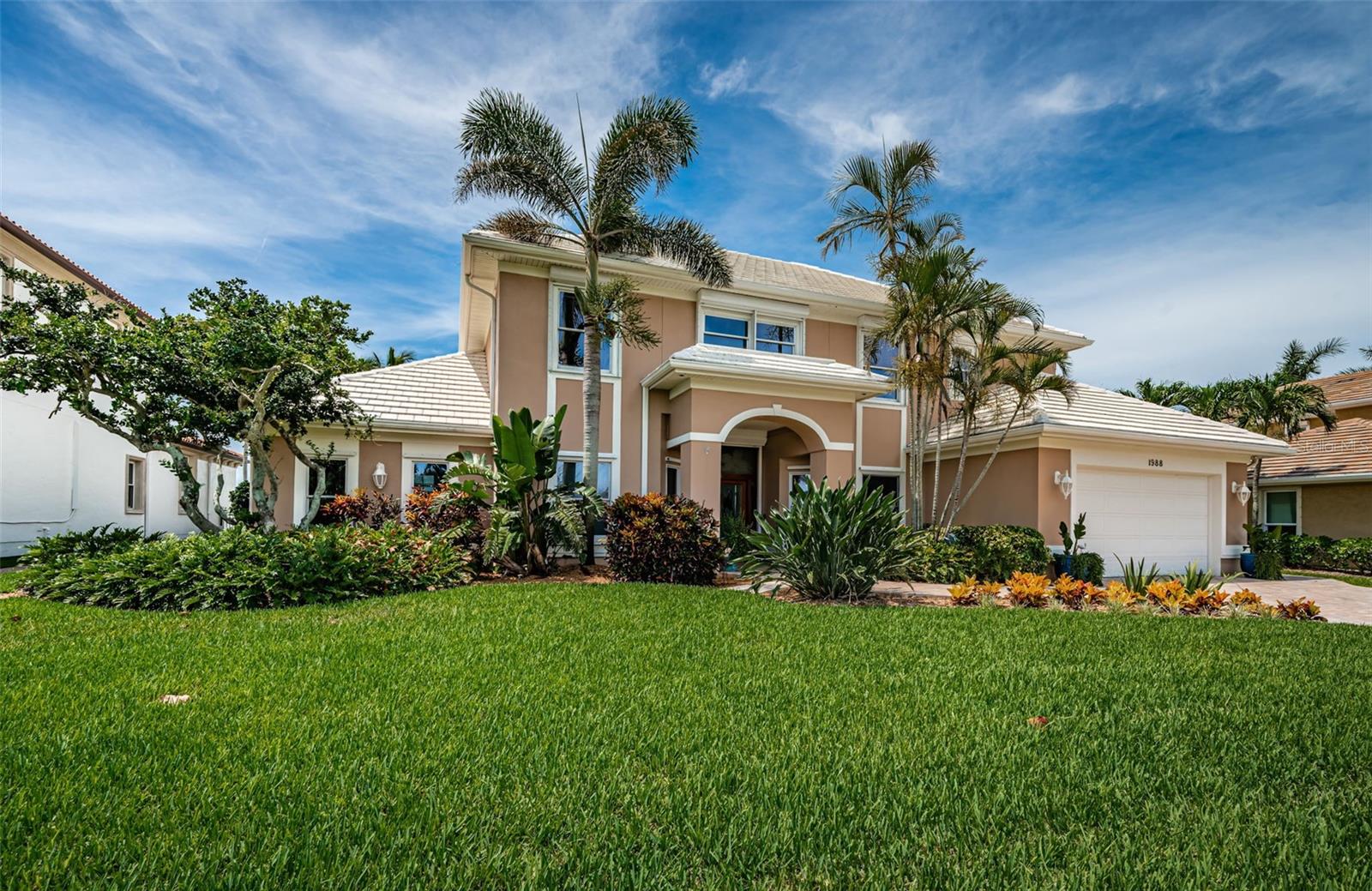 1988 CAROLINA CIR NE