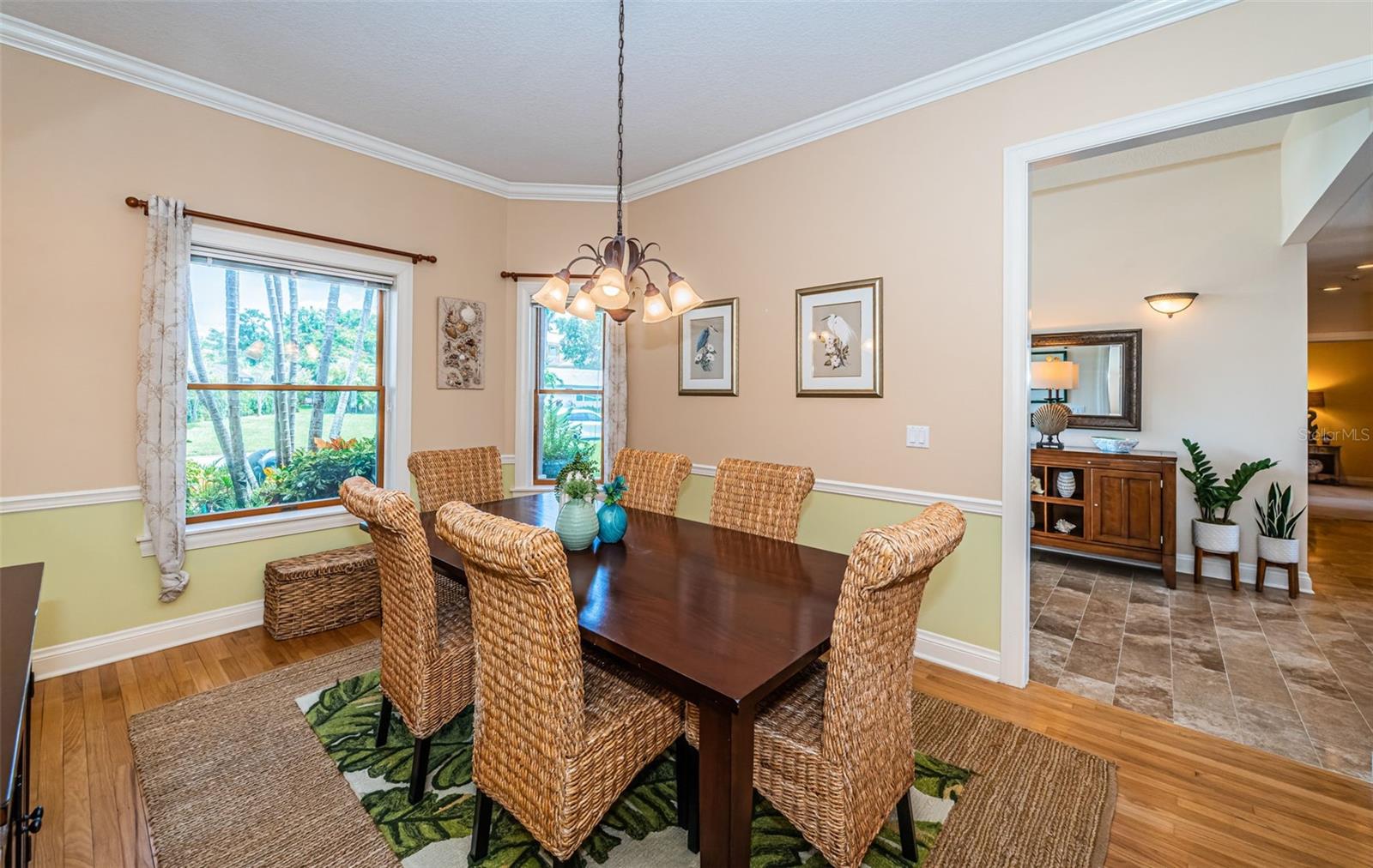 1988 CAROLINA CIR NE