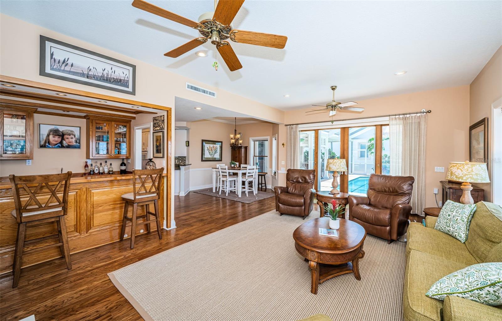 1988 CAROLINA CIR NE