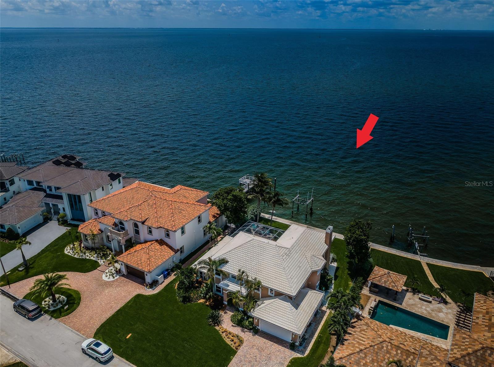 1988 CAROLINA CIR NE