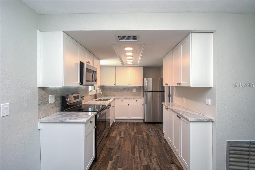 1882 MARYLAND AVE NE