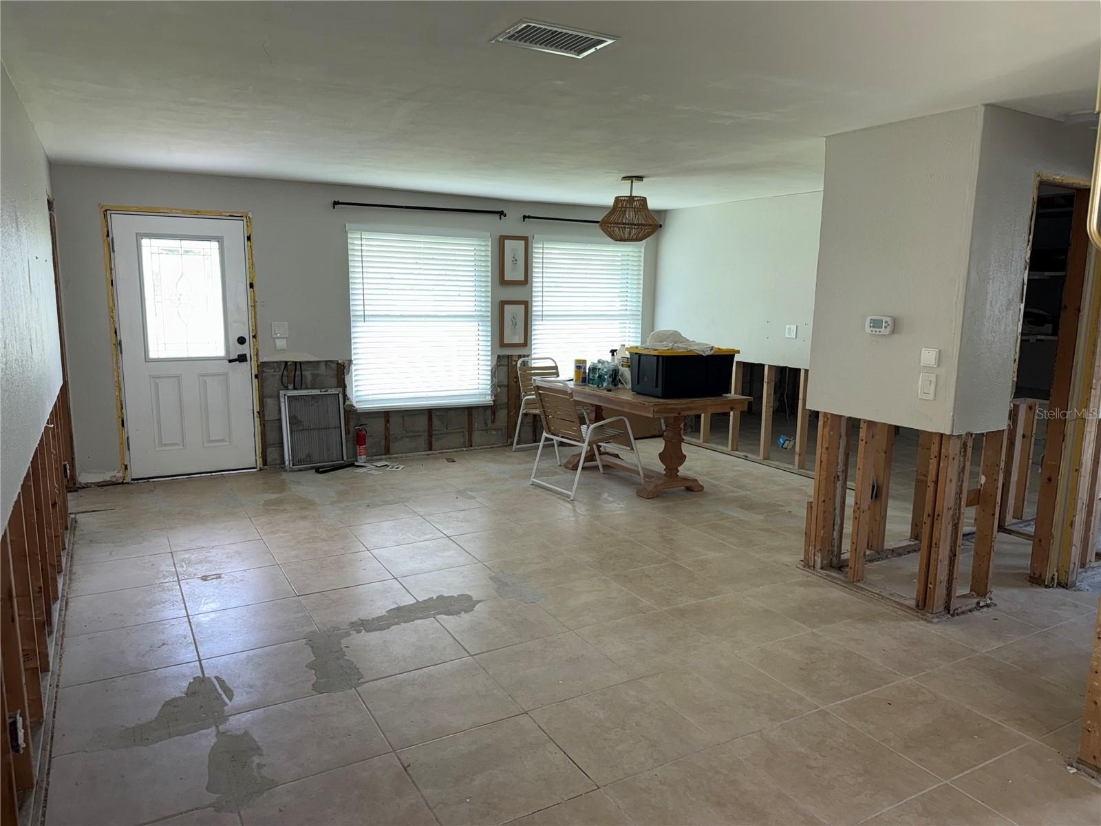 1882 MARYLAND AVE NE