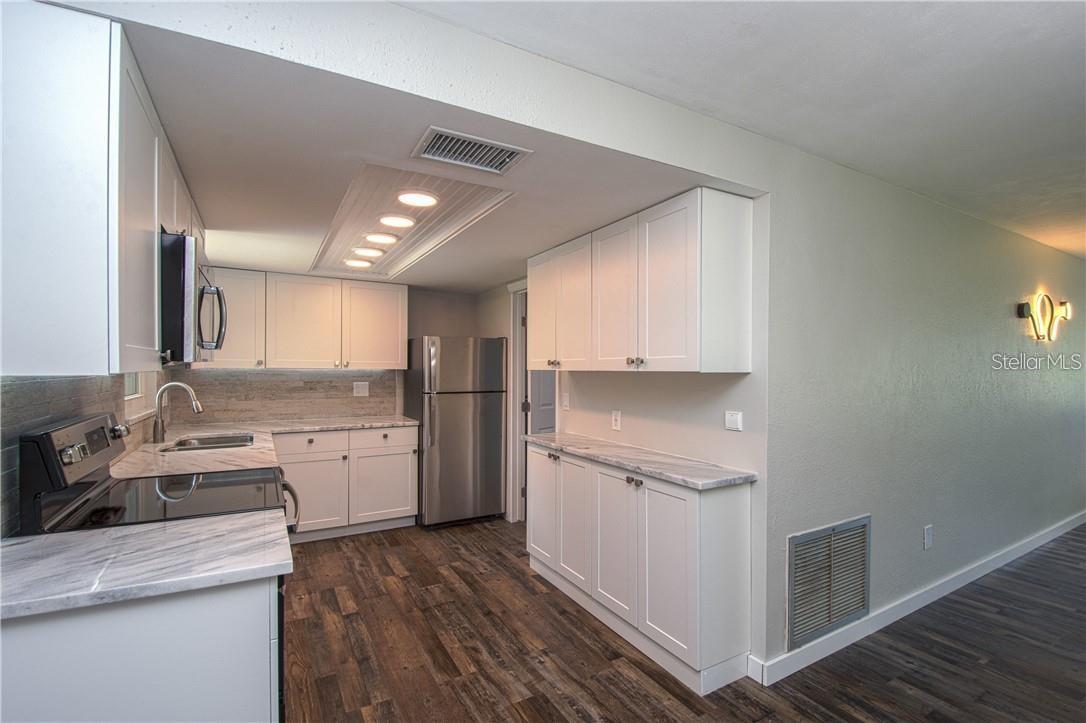 1882 MARYLAND AVE NE