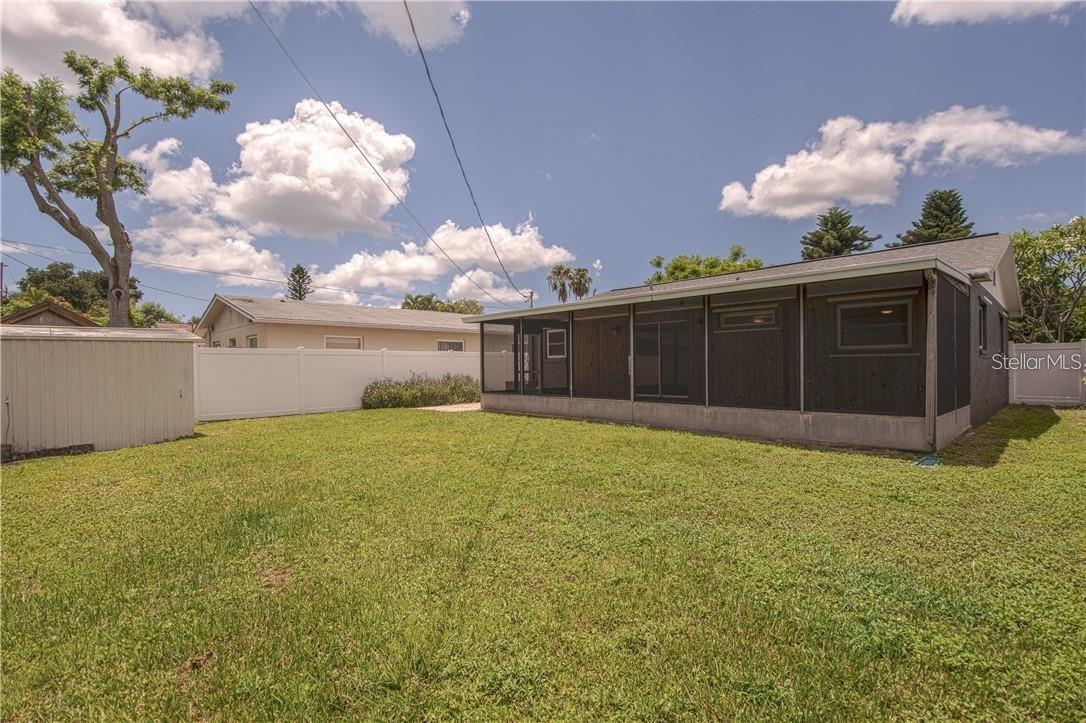 1882 MARYLAND AVE NE