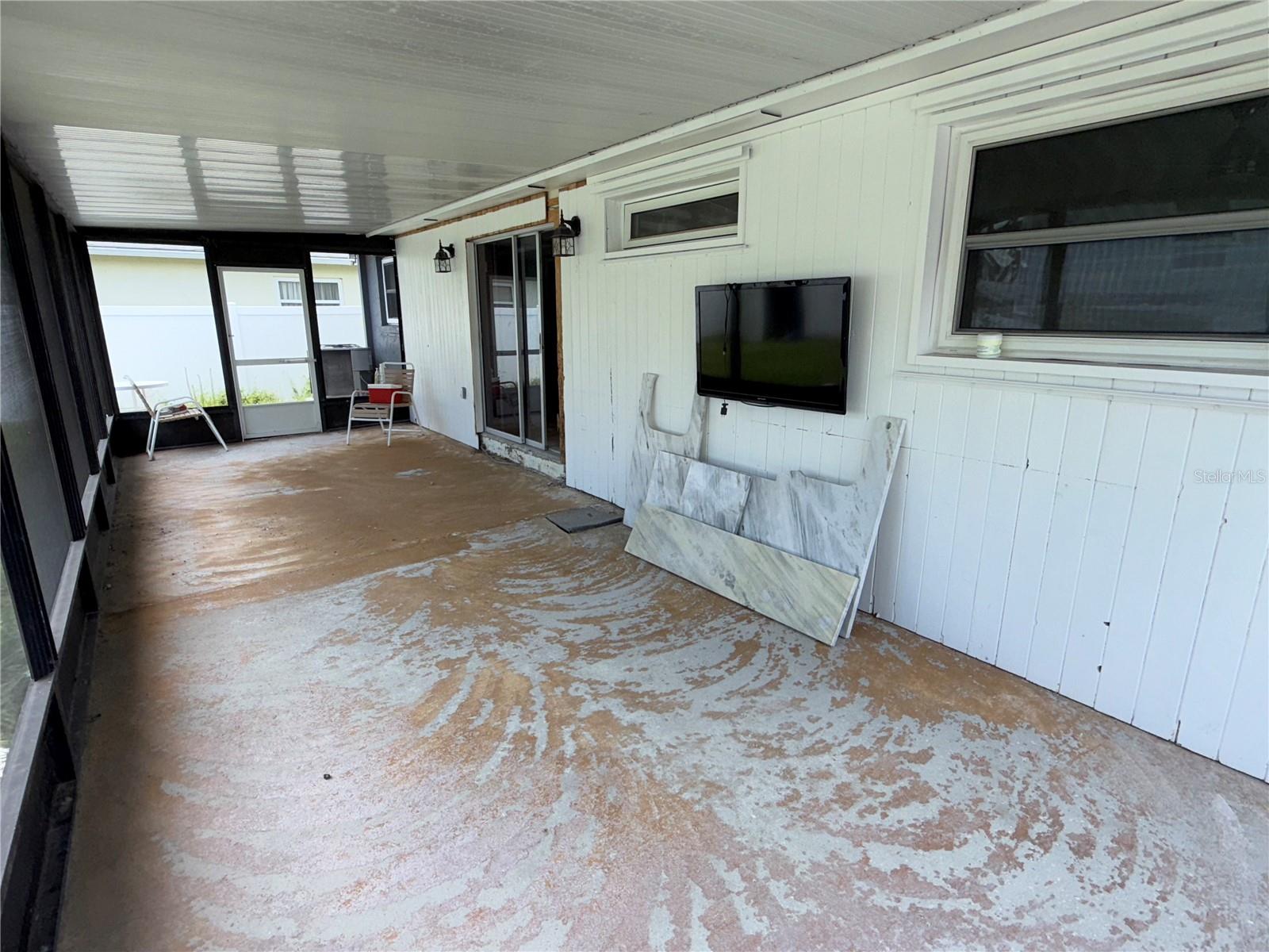 1882 MARYLAND AVE NE