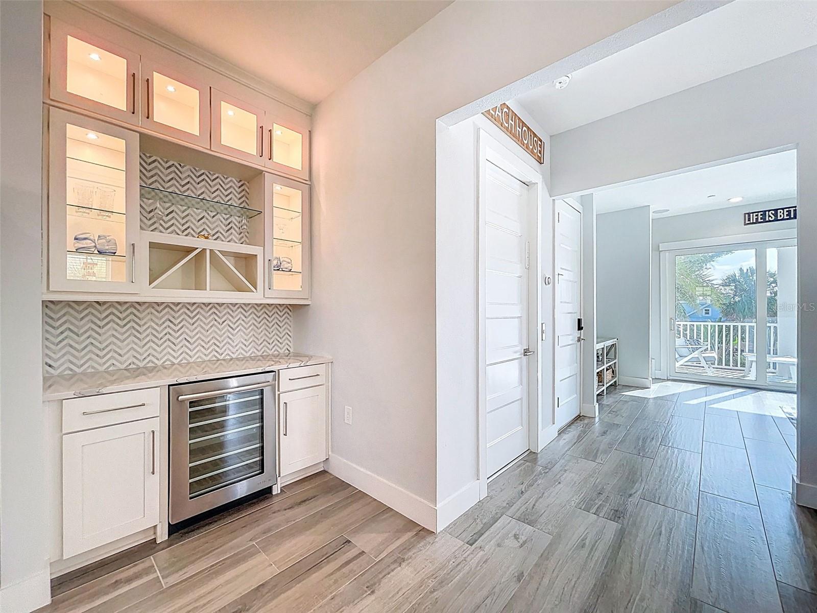 19915 GULF BLVD #206