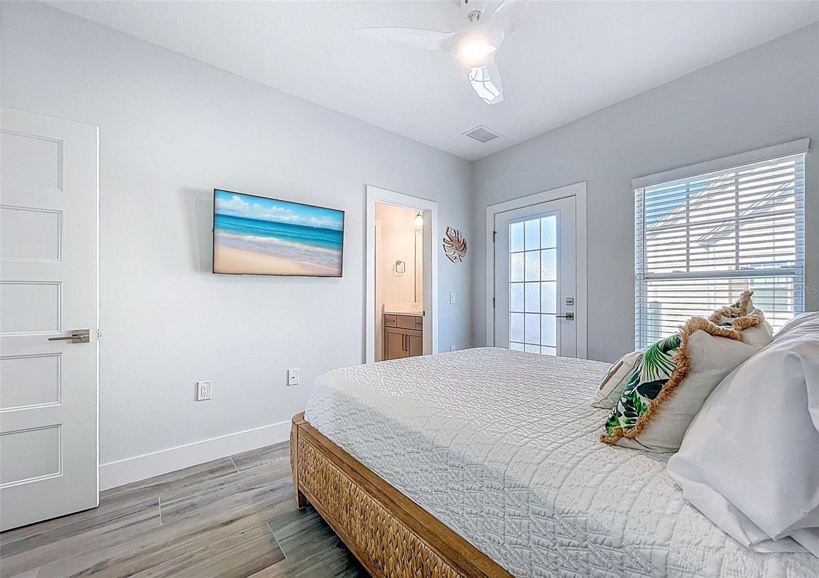 19915 GULF BLVD #206