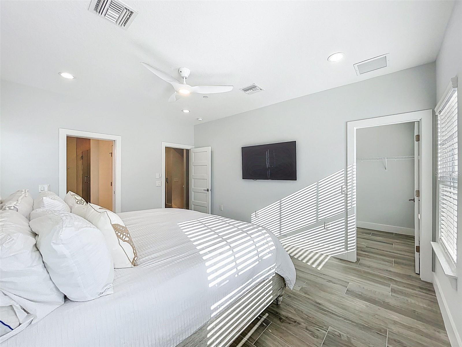 19915 GULF BLVD #206