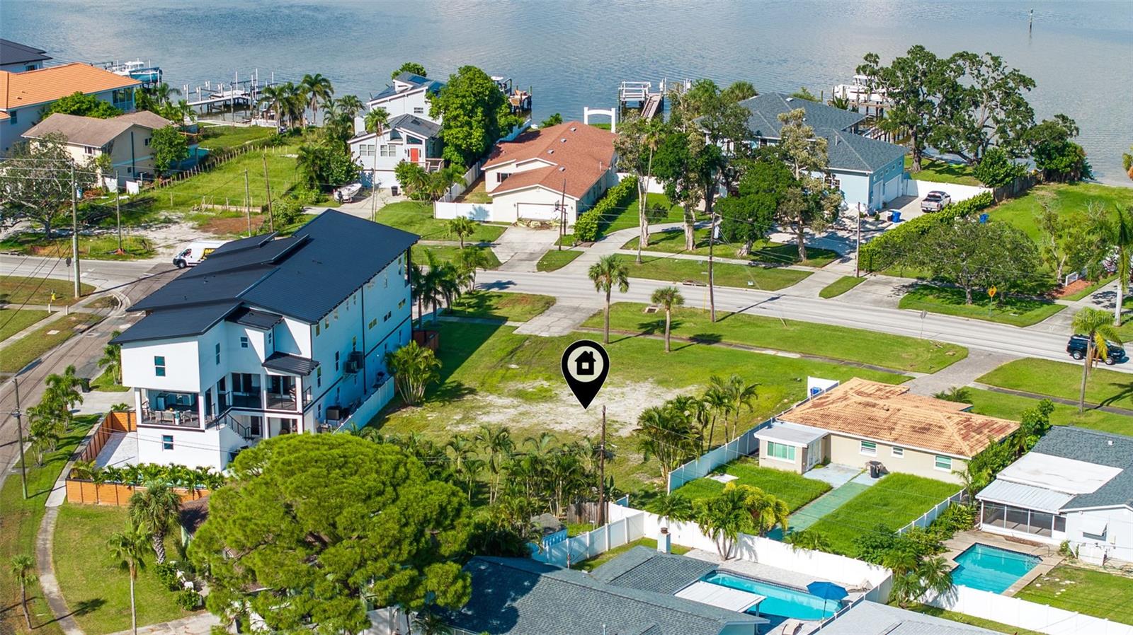 6046 BAYOU GRANDE BLVD NE