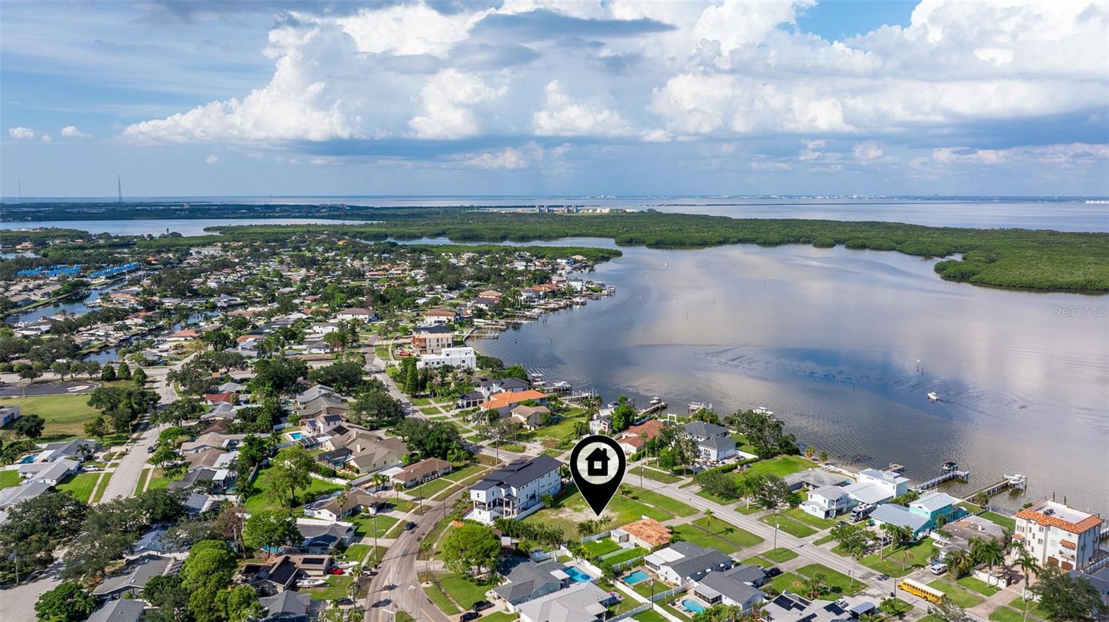 6046 BAYOU GRANDE BLVD NE