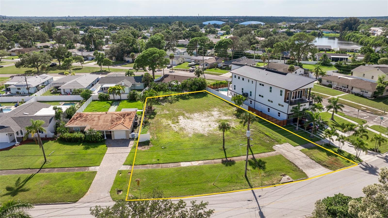 6046 BAYOU GRANDE BLVD NE