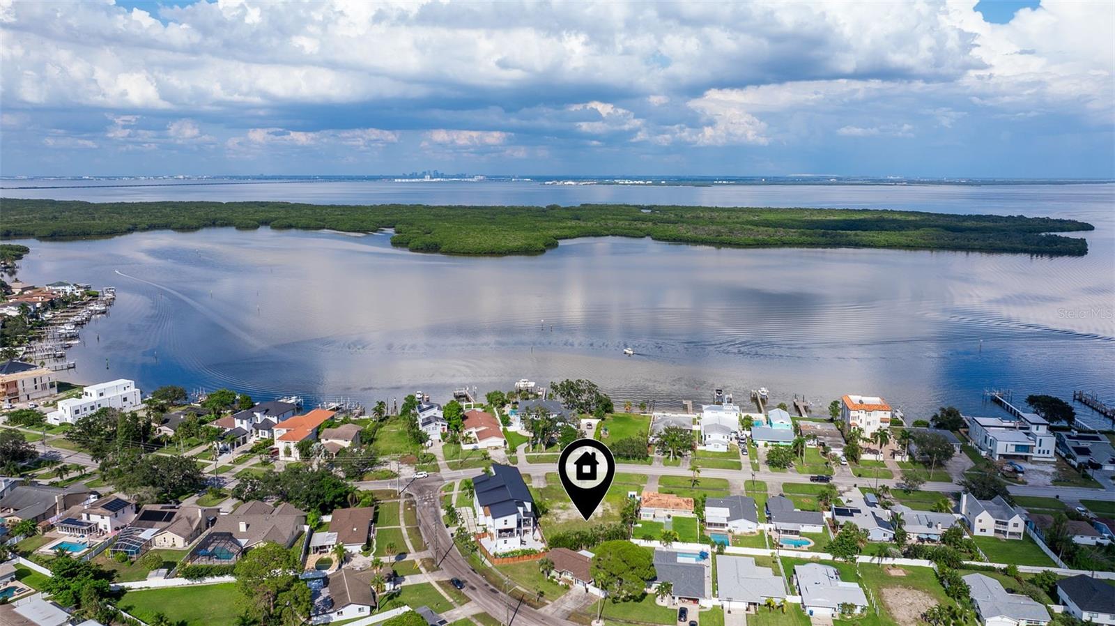 6046 BAYOU GRANDE BLVD NE