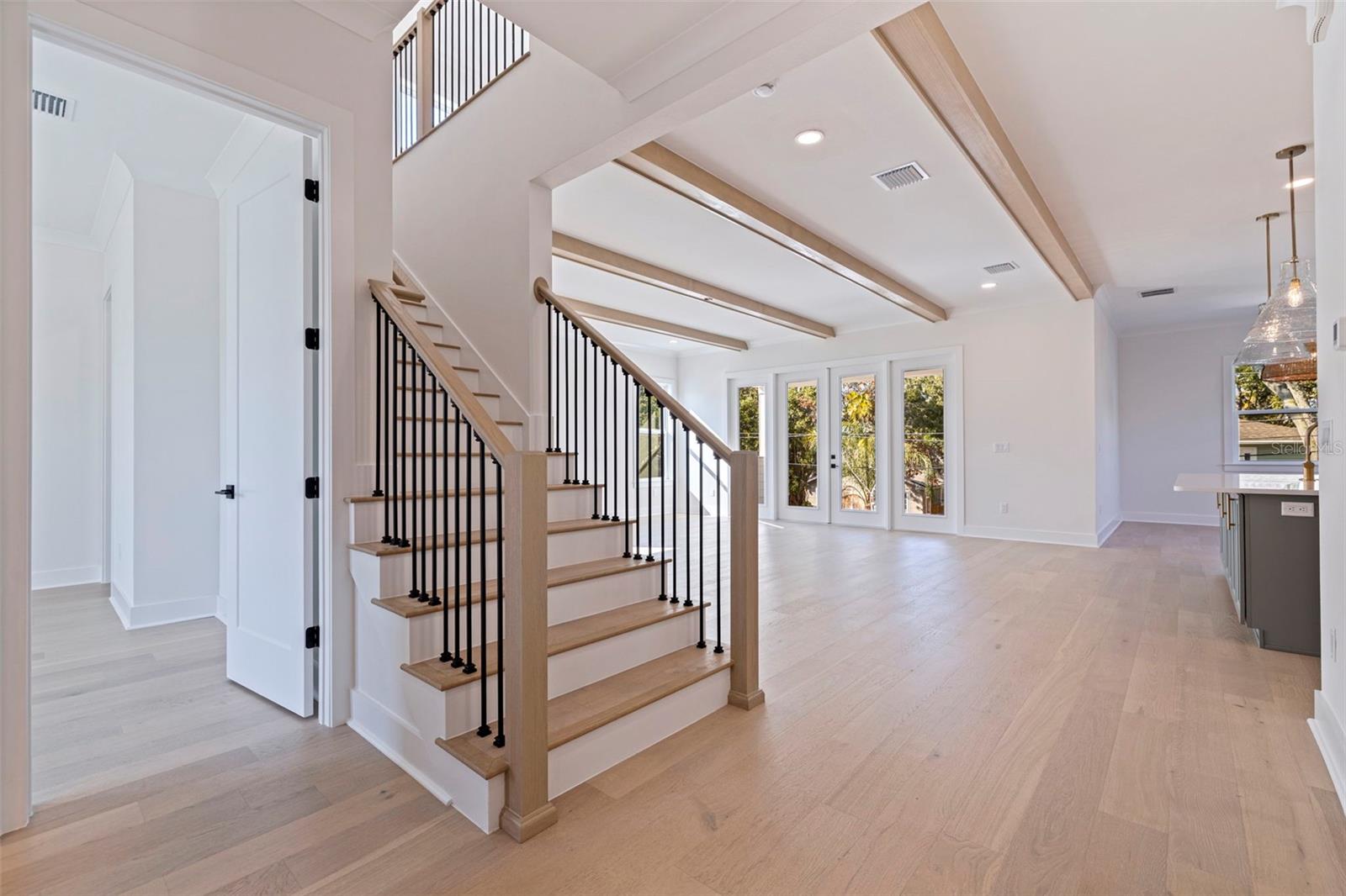 1851 MISSISSIPPI AVE NE