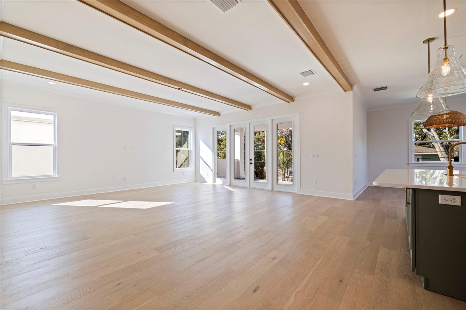 1851 MISSISSIPPI AVE NE