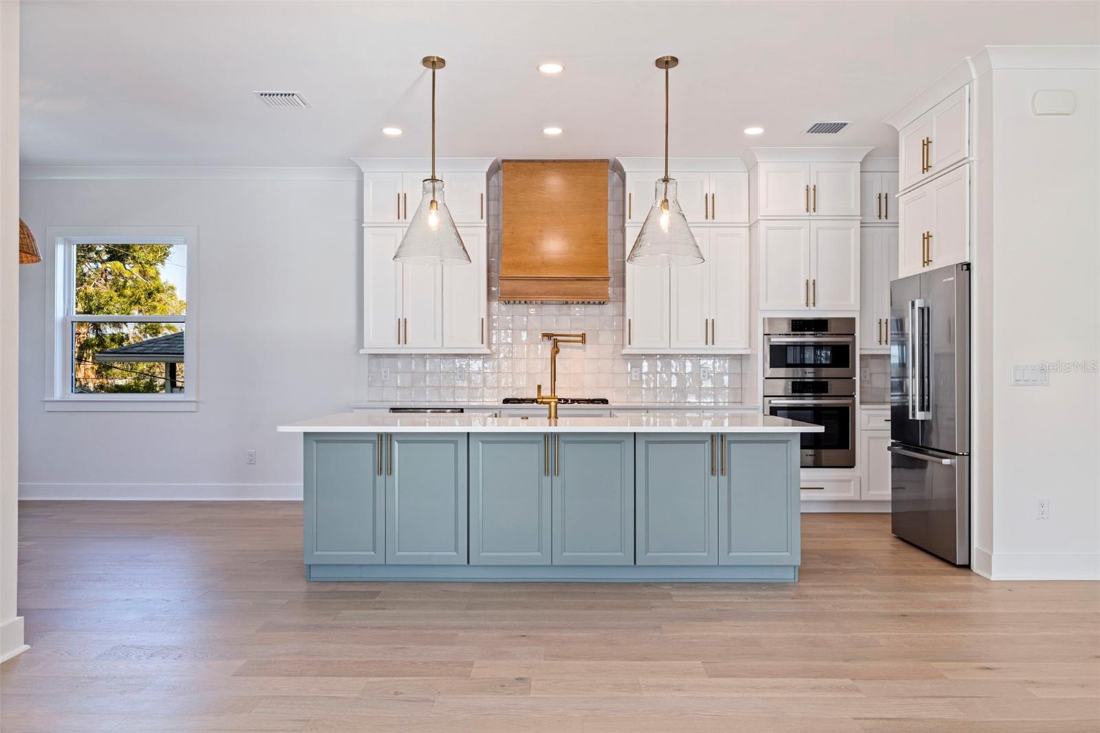 1851 MISSISSIPPI AVE NE