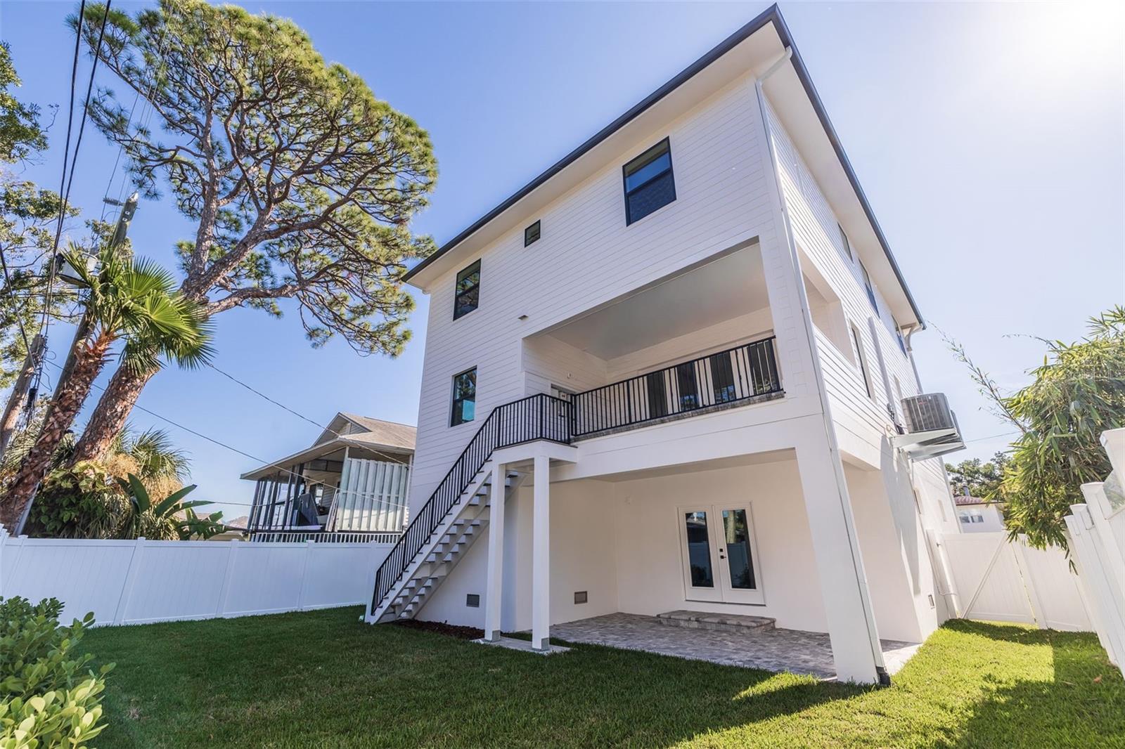 1851 MISSISSIPPI AVE NE