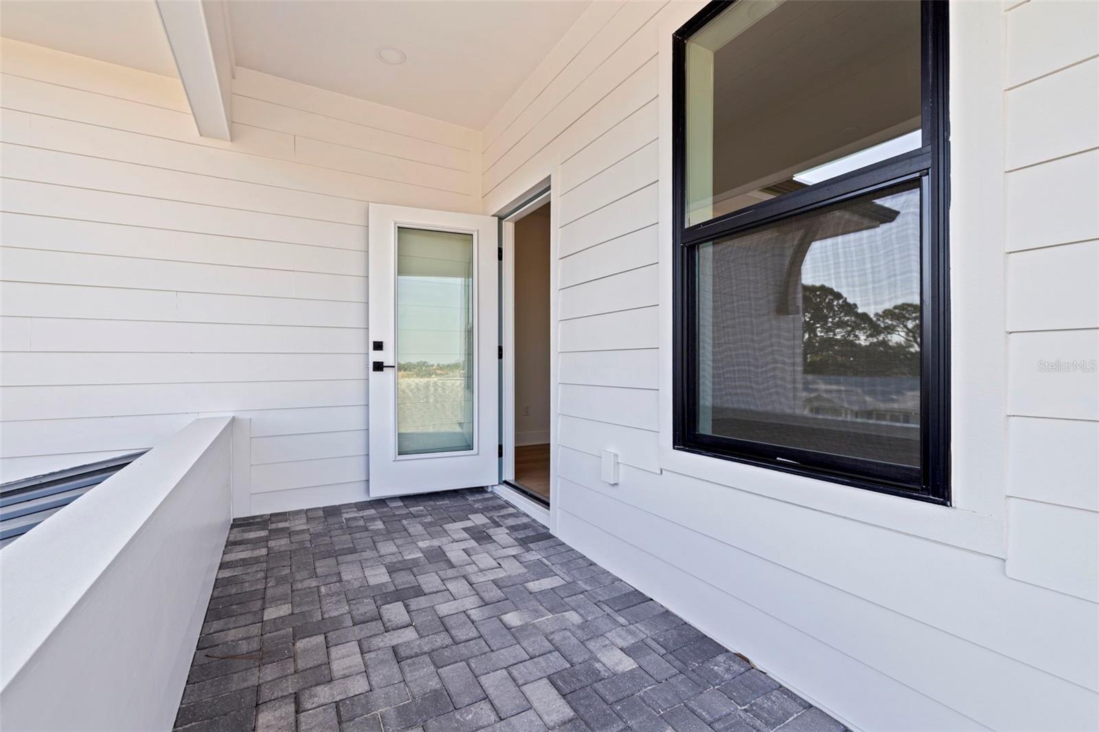 1851 MISSISSIPPI AVE NE