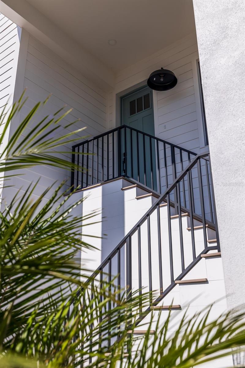 1851 MISSISSIPPI AVE NE