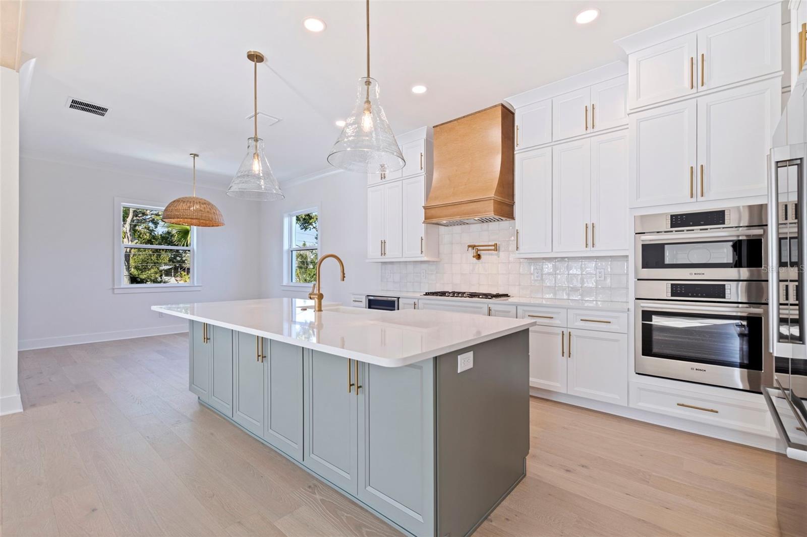 1851 MISSISSIPPI AVE NE