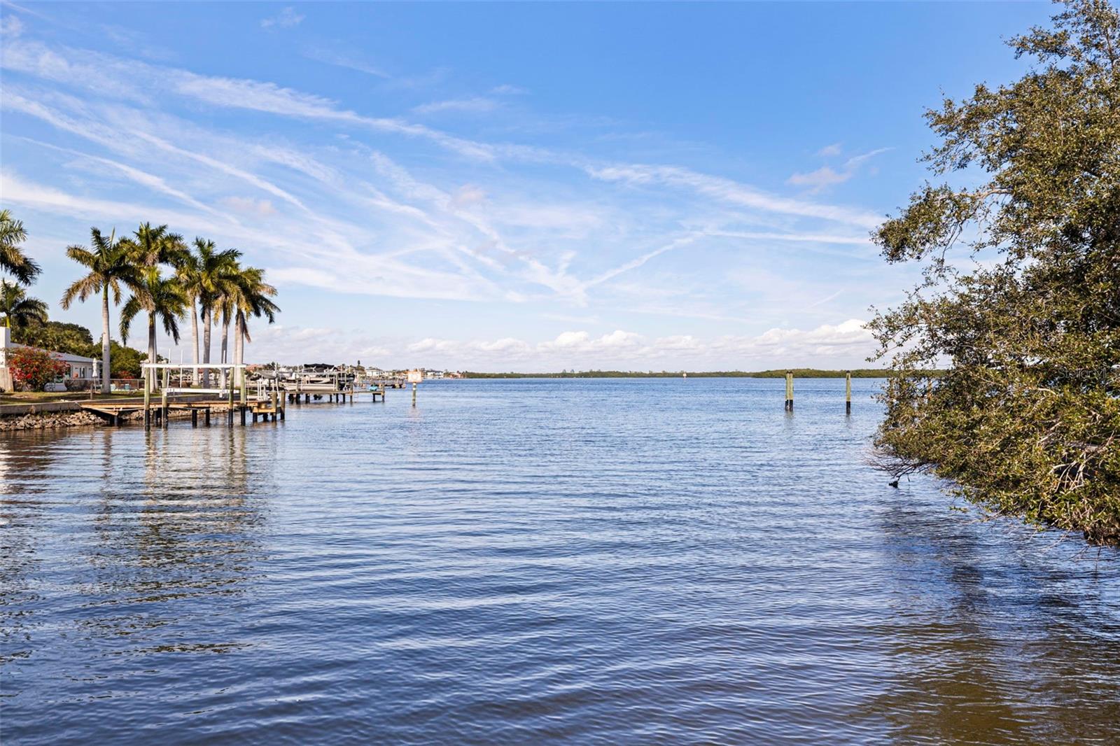 1815 BAYOU GRANDE BLVD NE