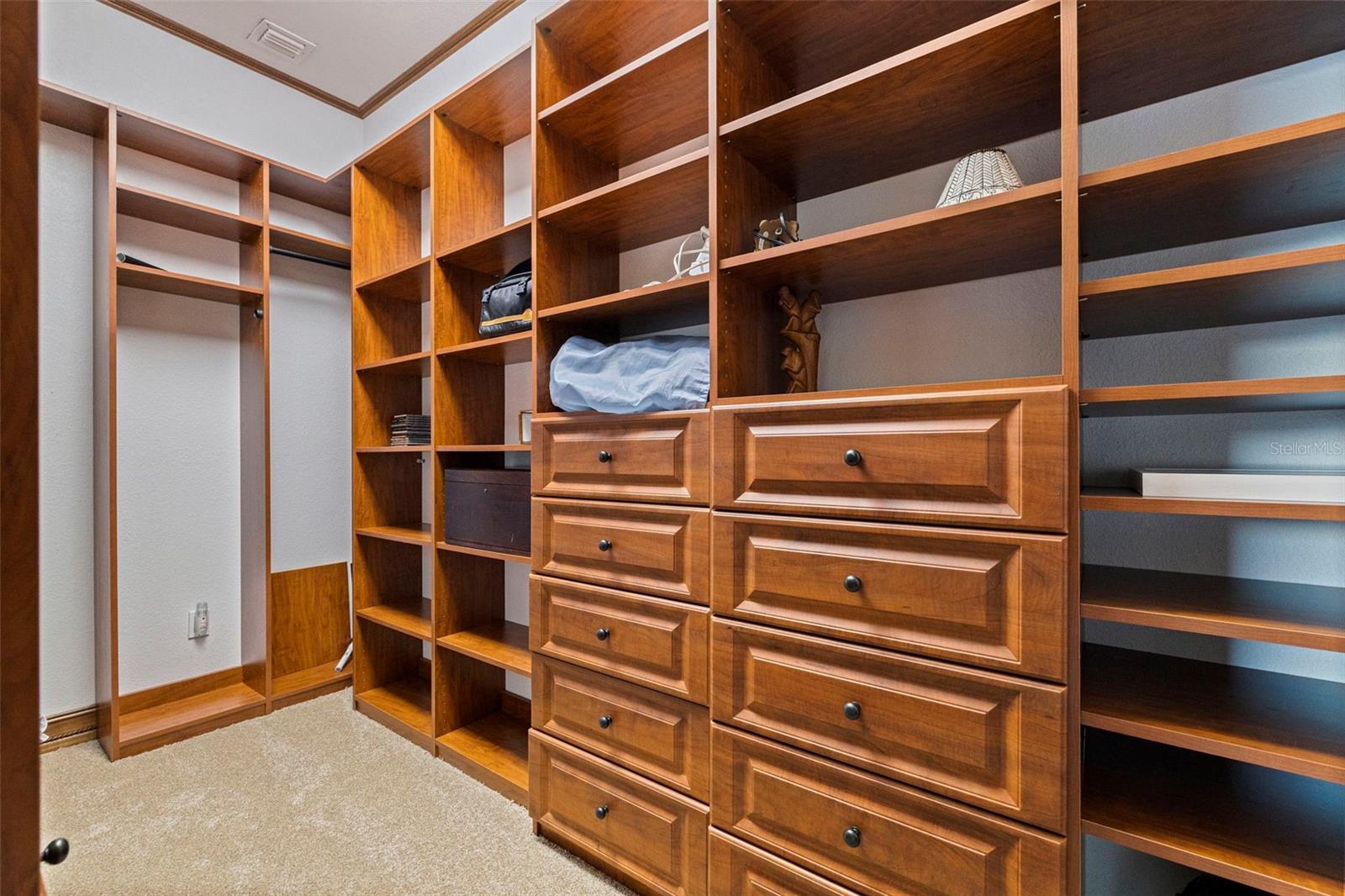 1815 BAYOU GRANDE BLVD NE