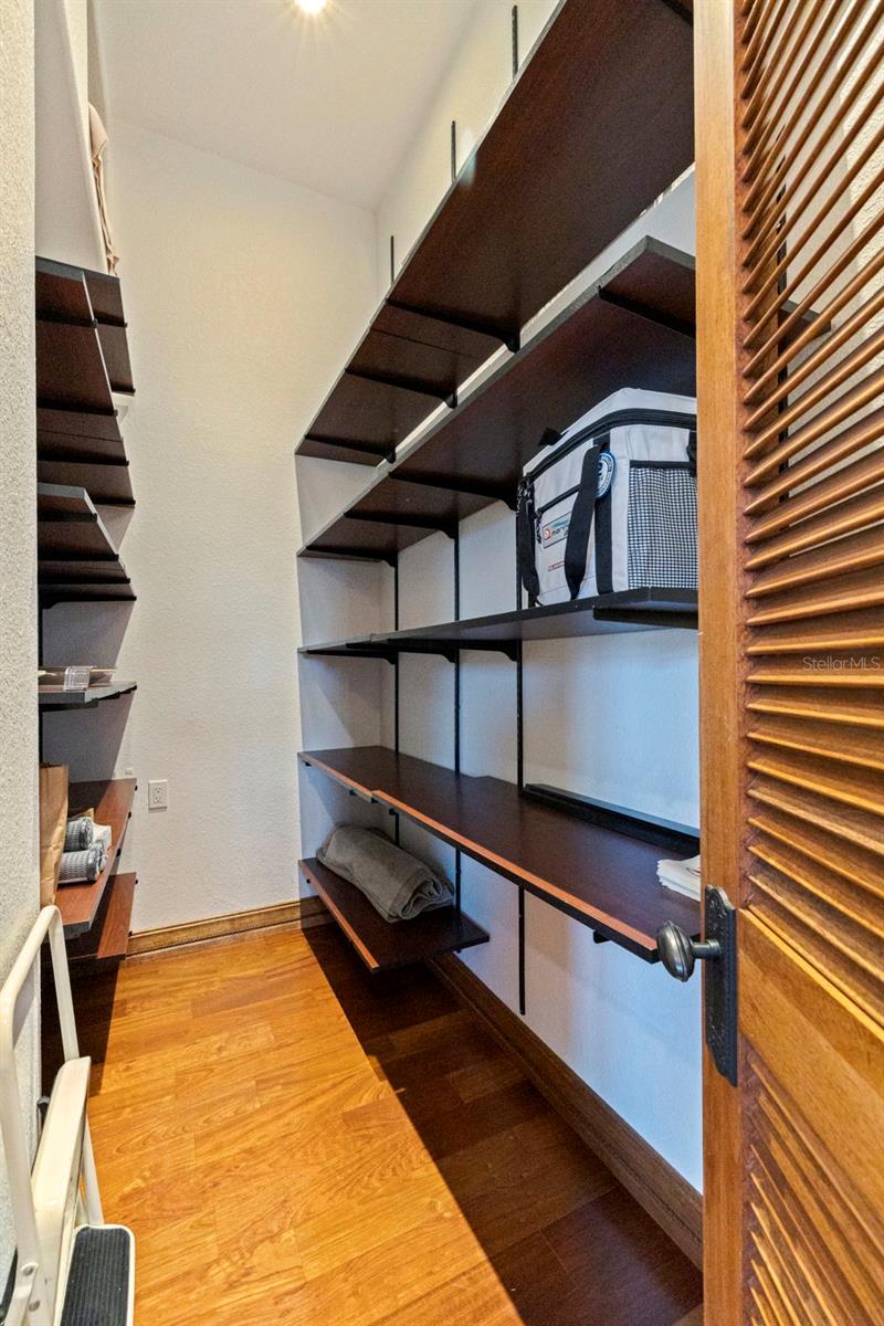 1815 BAYOU GRANDE BLVD NE