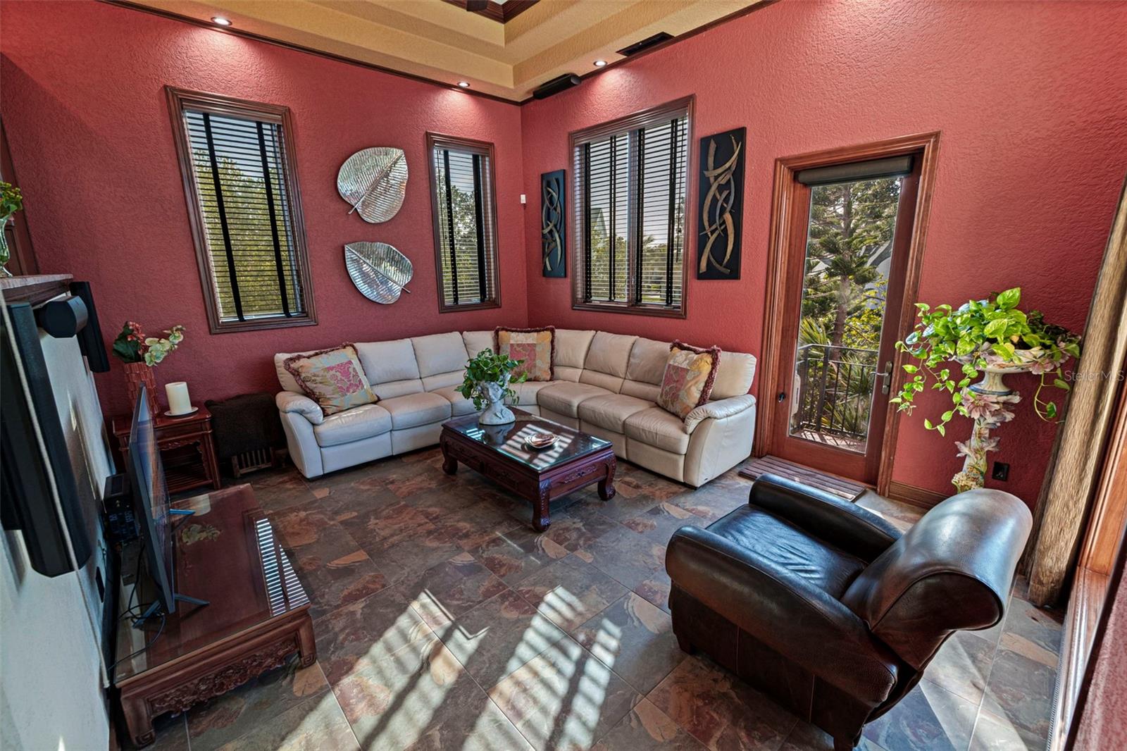 1815 BAYOU GRANDE BLVD NE