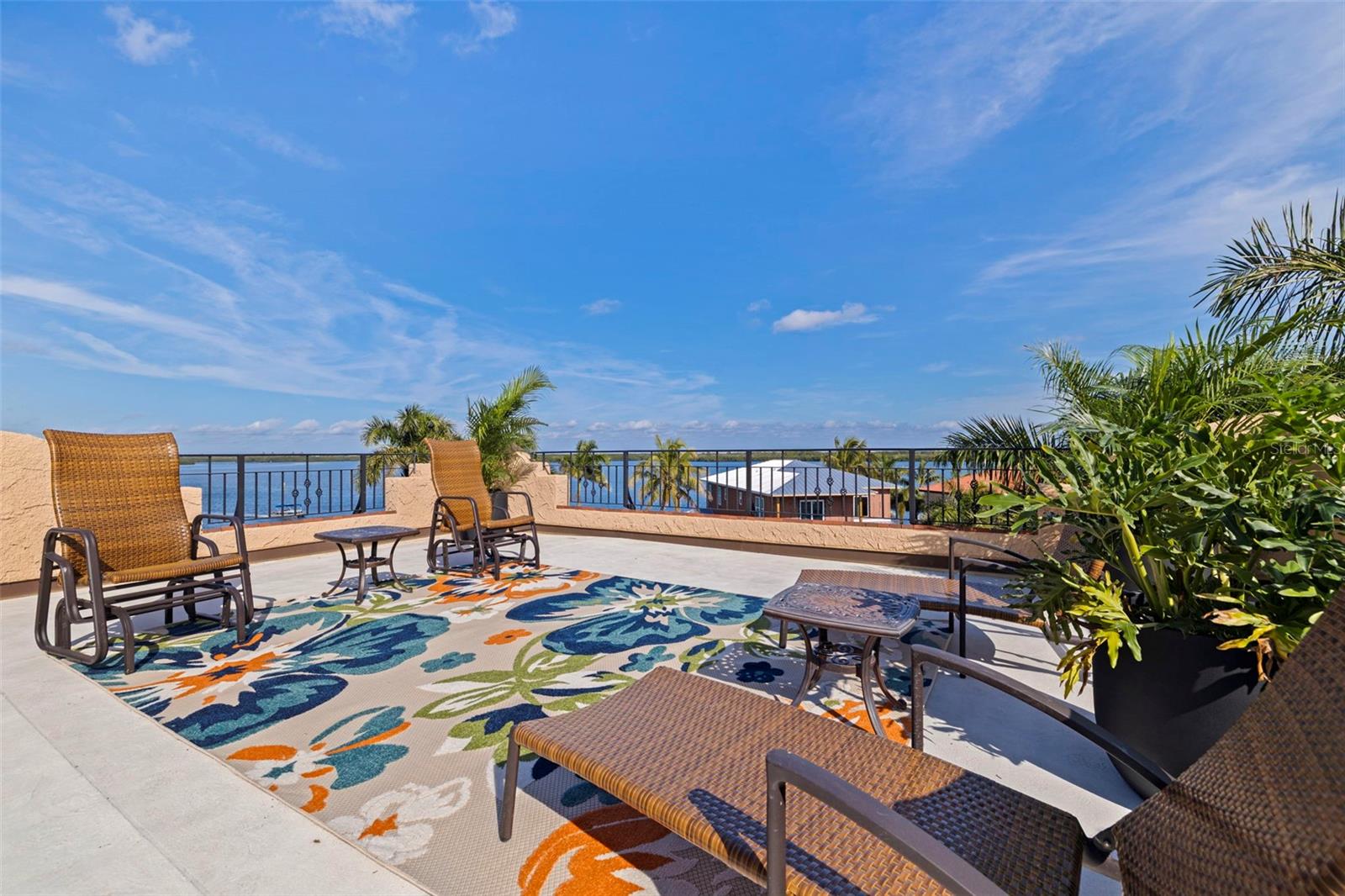 1815 BAYOU GRANDE BLVD NE