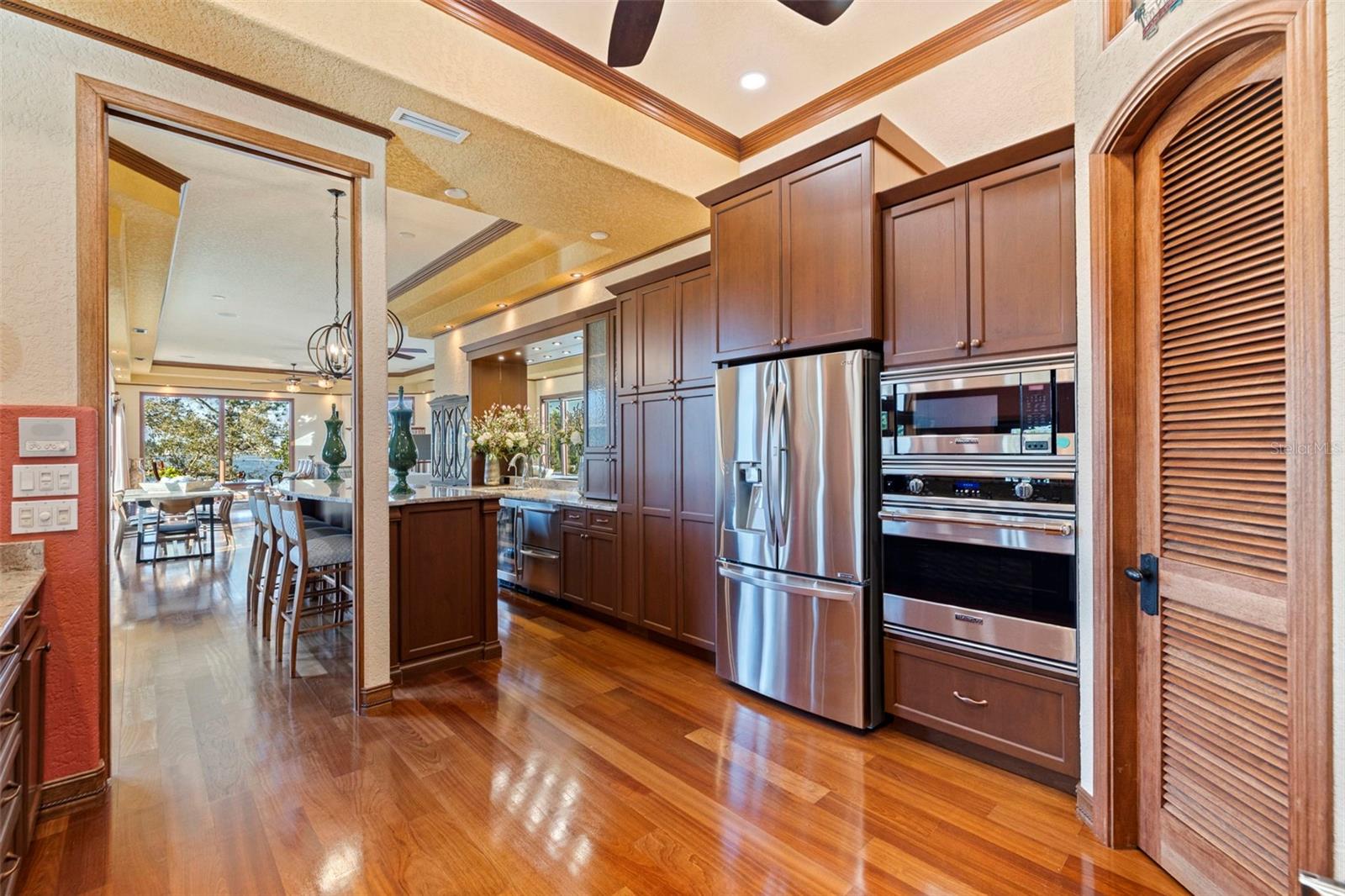 1815 BAYOU GRANDE BLVD NE