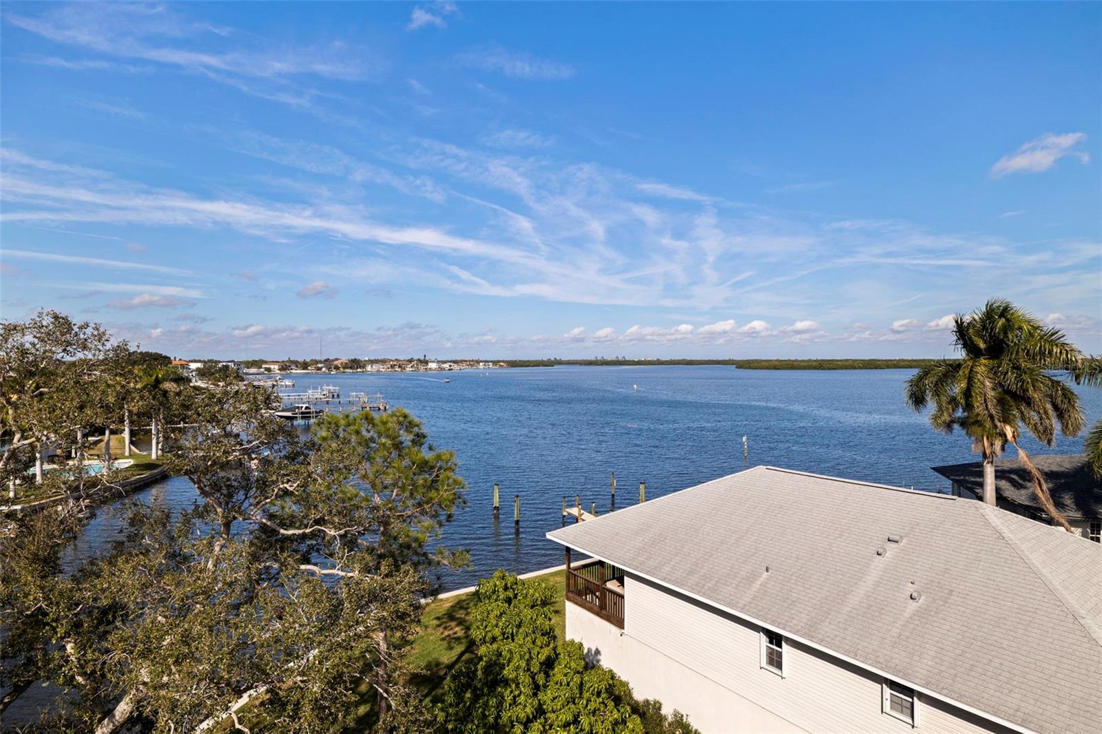 1815 BAYOU GRANDE BLVD NE