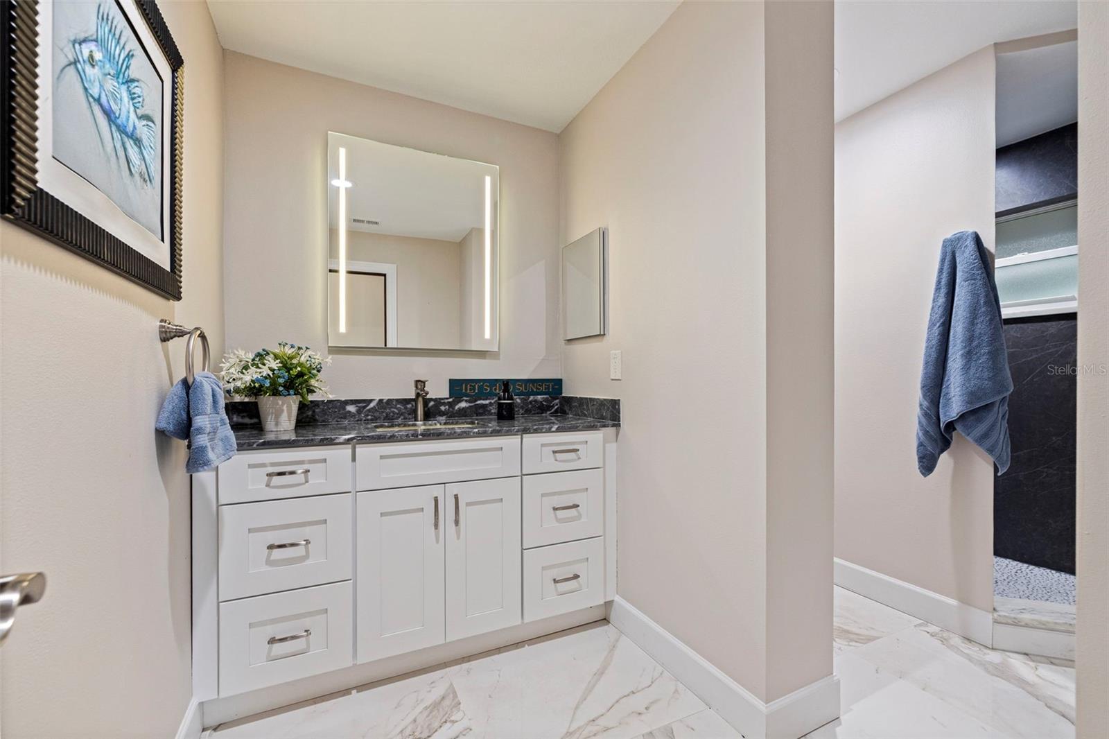 6020 SHORE BLVD S #1101