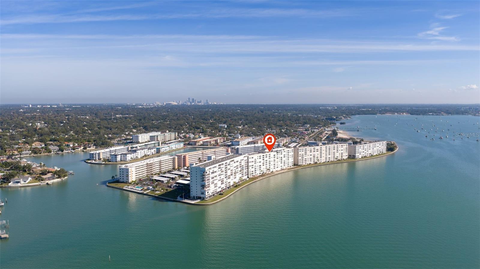 6020 SHORE BLVD S #1101