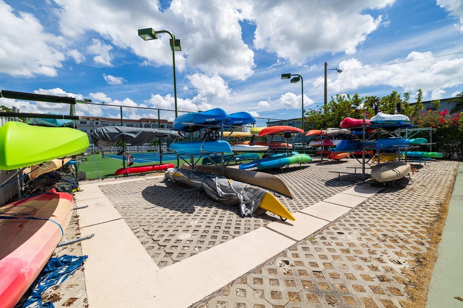 6020 SHORE BLVD S #1101