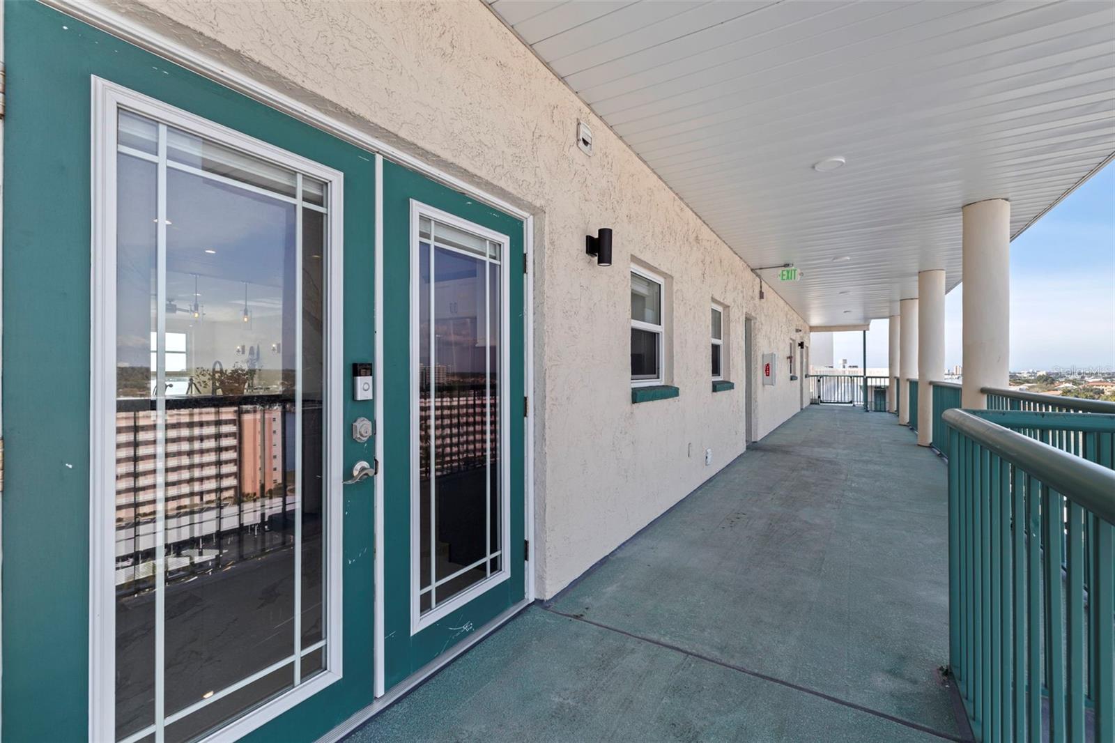 6020 SHORE BLVD S #1101