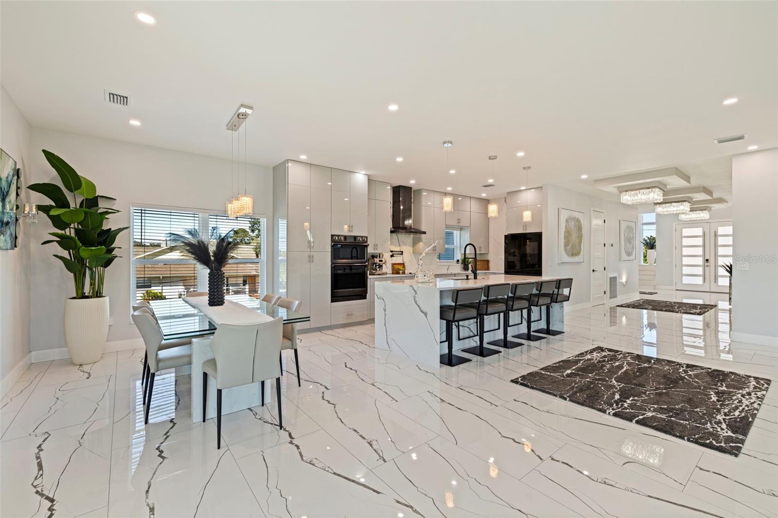 6062 BAYOU GRANDE BLVD NE