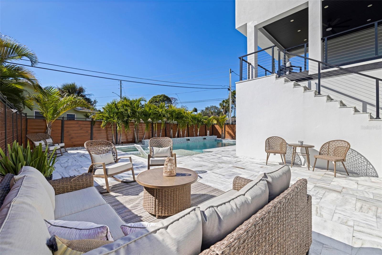 6062 BAYOU GRANDE BLVD NE