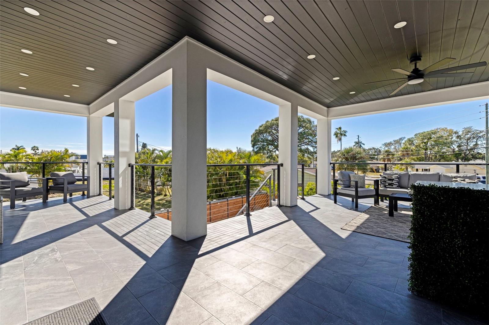 6062 BAYOU GRANDE BLVD NE