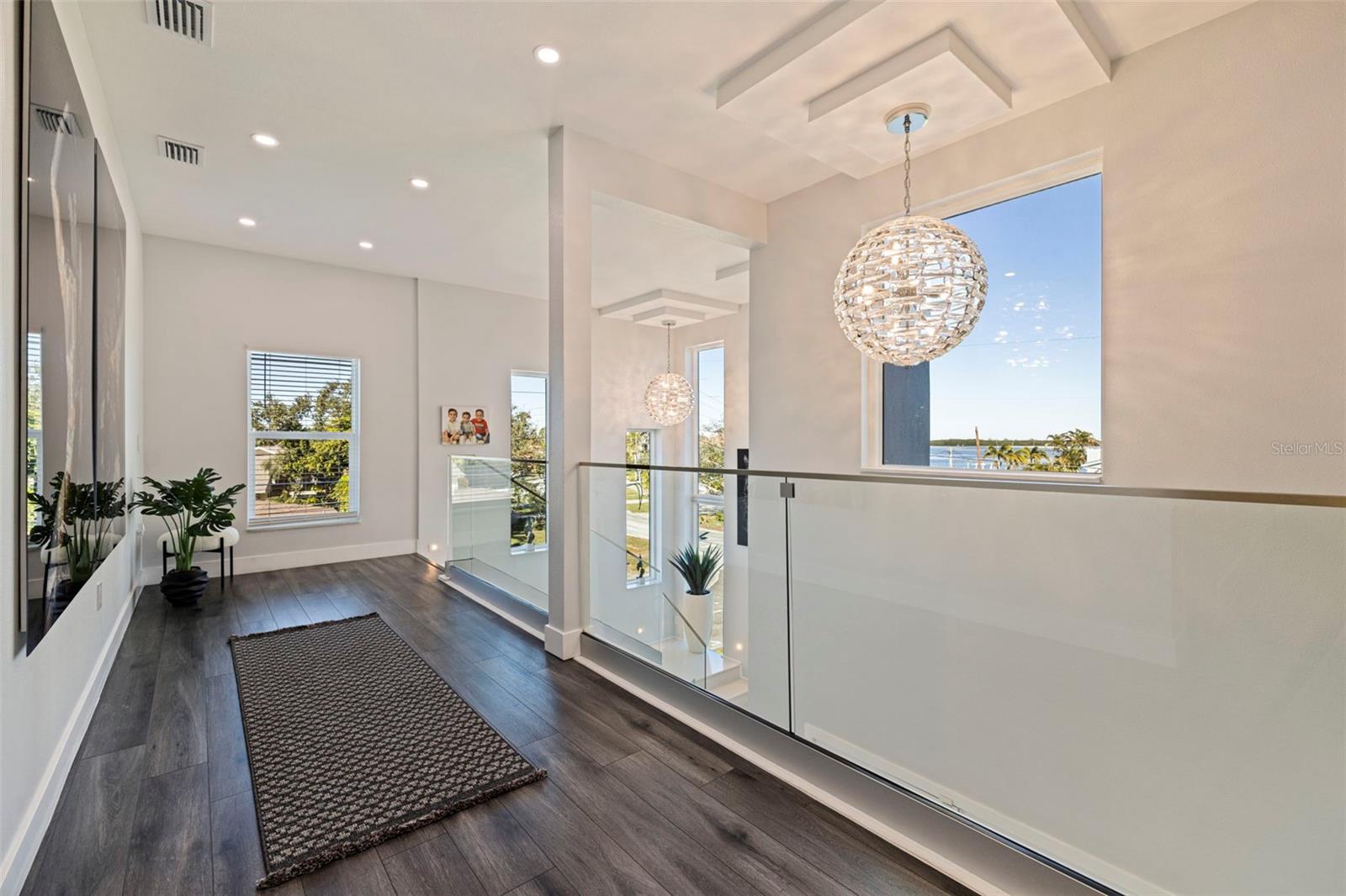 6062 BAYOU GRANDE BLVD NE